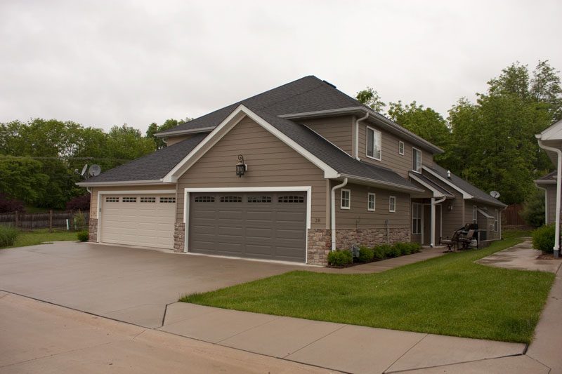 Coventry Pointe exterior SW Columbia Missouri condominiums